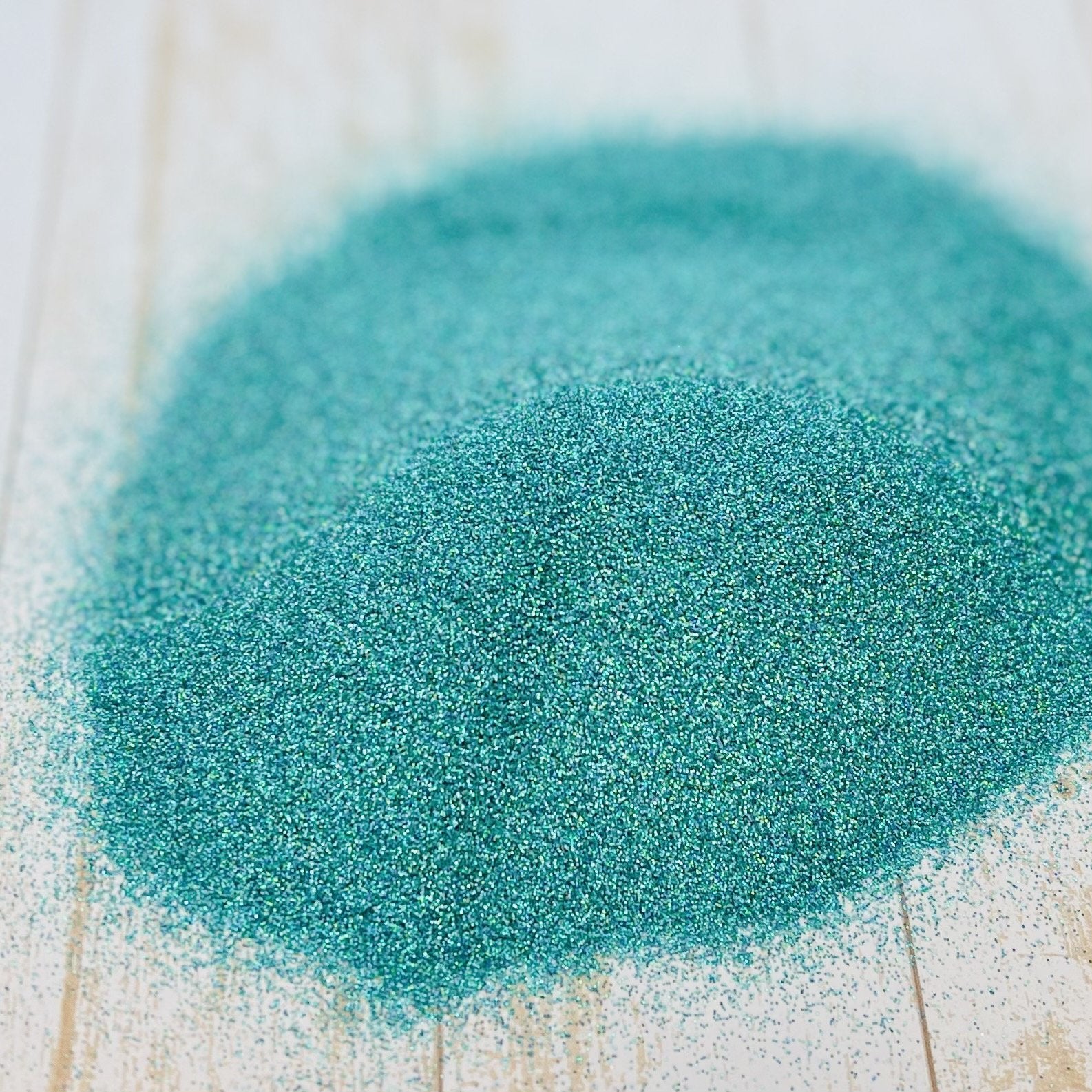 Fine HolographicTealquoise - Fine Holographic GlitterCry Me A Glitter